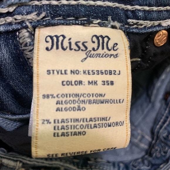 2 pairs Miss Me Jeans Boot Cut Girls Size 14 light wash denim rhinestones - Picture 9 of 12